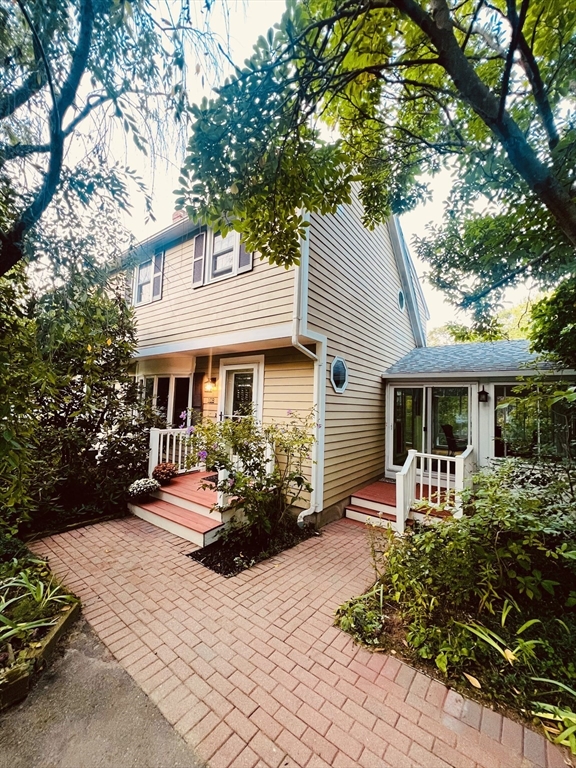 10B Christie Drive # 2
