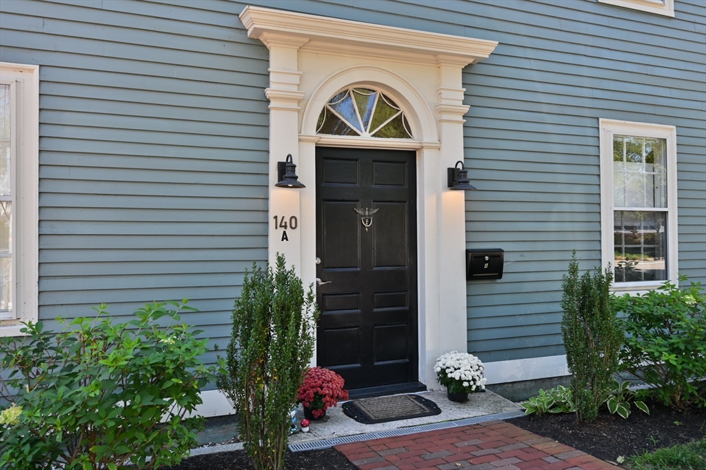 140 Main St # A