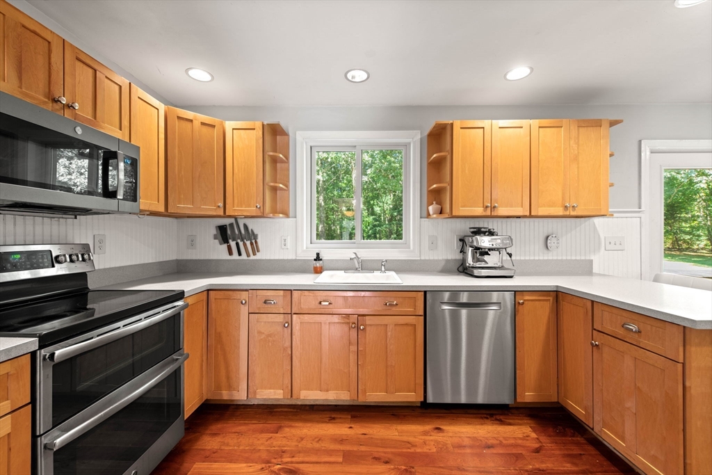 75-1/2 Pleasant Valley Rd