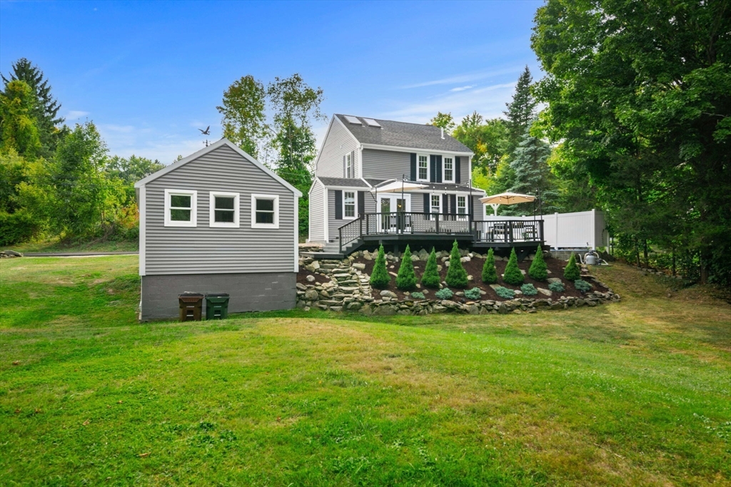 4 Crane Neck St