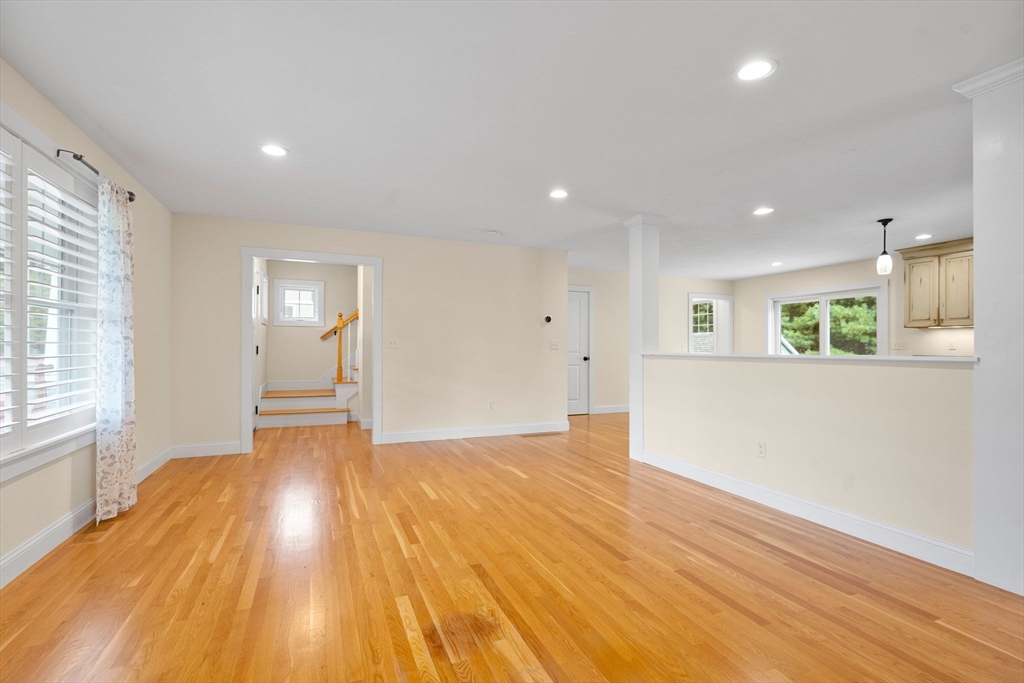 23 Halls Way