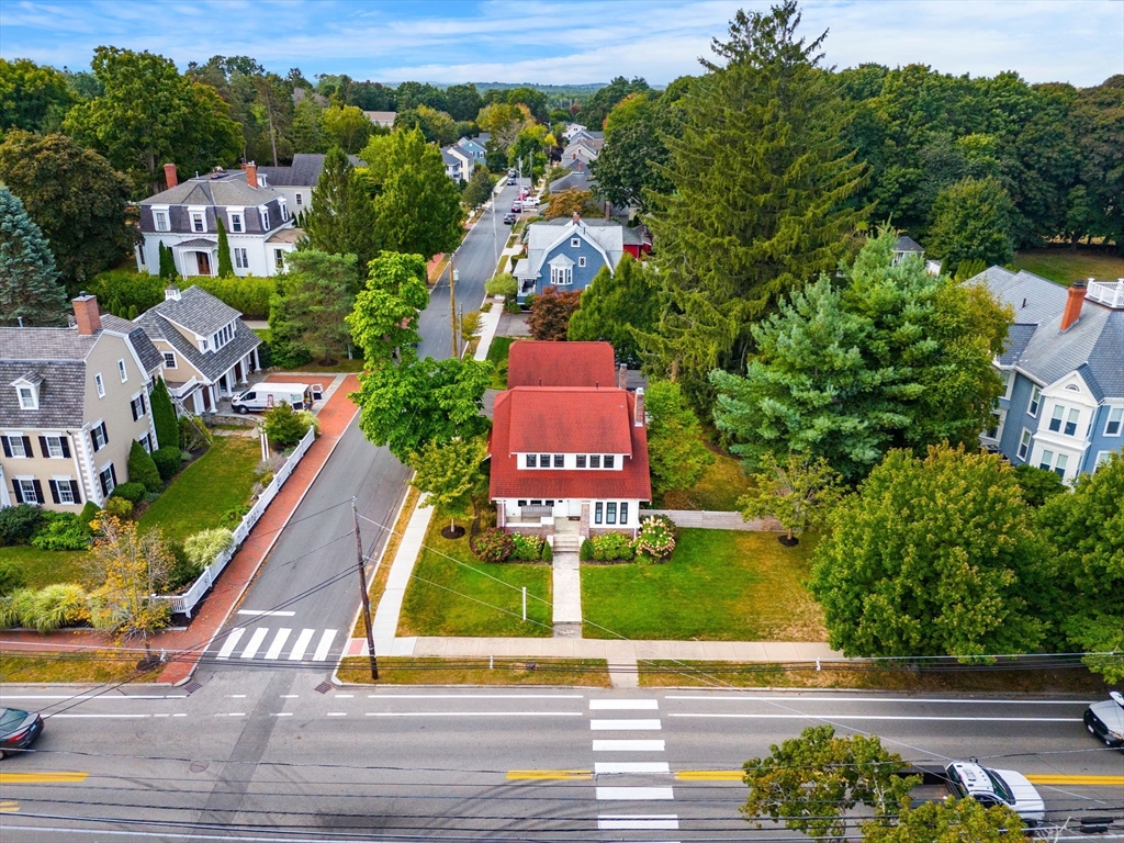 289 High St