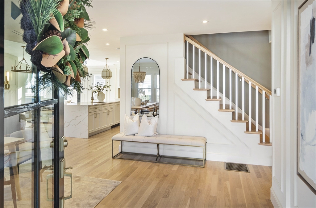 15 Chapel St