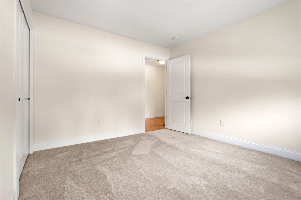 28 Halls Way