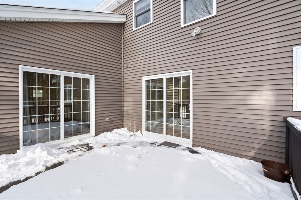 28 Halls Way