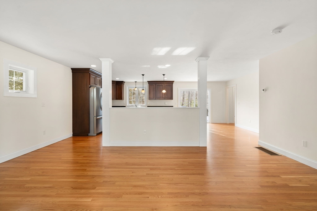 28 Halls Way