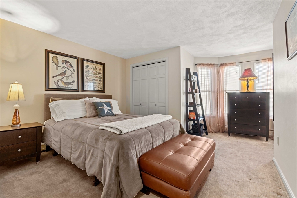 6-8 Temple St # 4