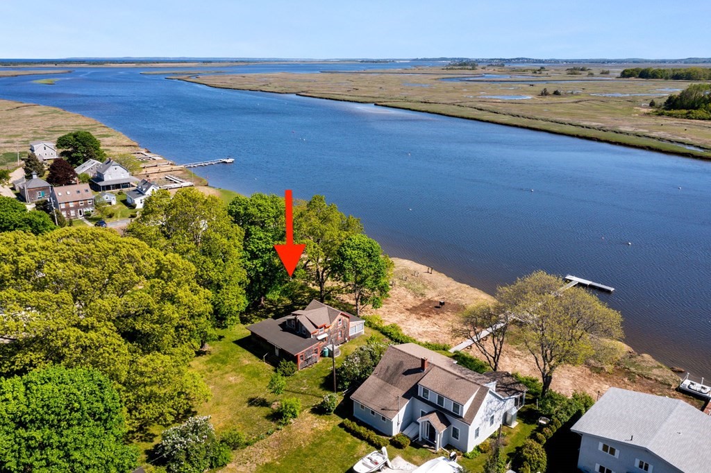 54 Cottage Rd