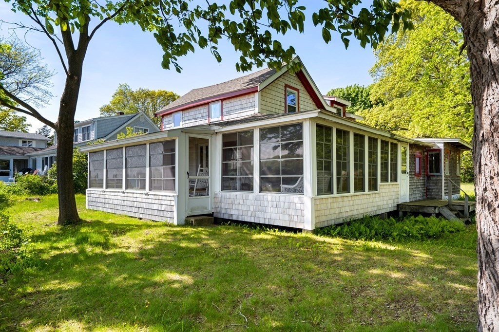 54 Cottage Rd