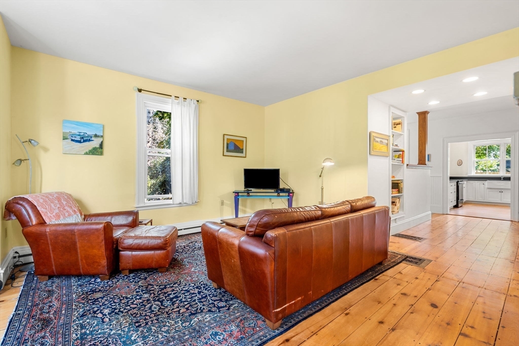 78 Purchase St