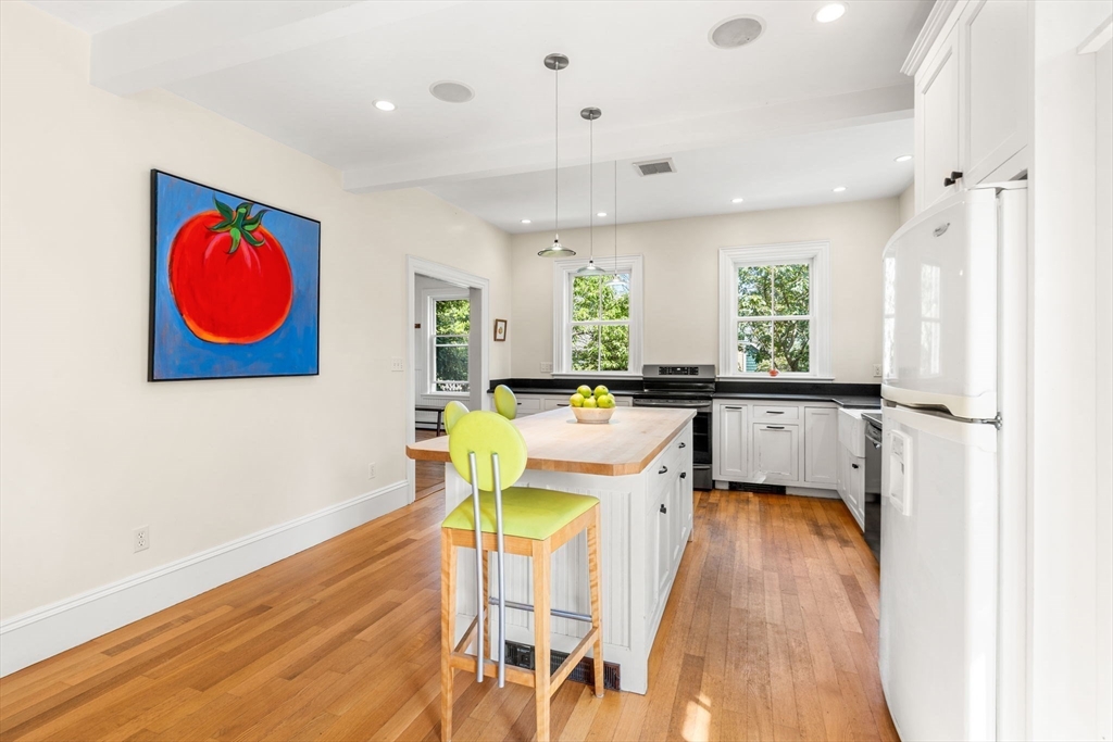 78 Purchase St