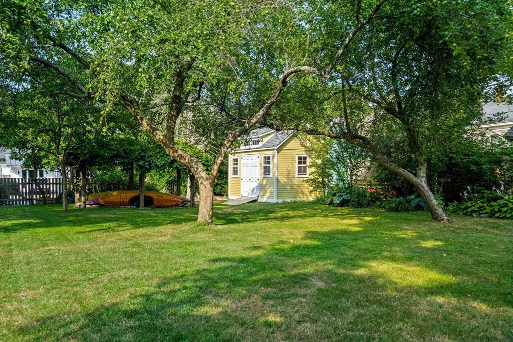 78 Purchase St