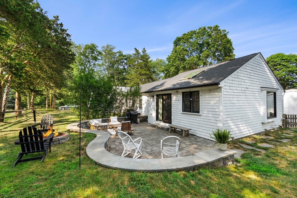 66 Cottage Rd