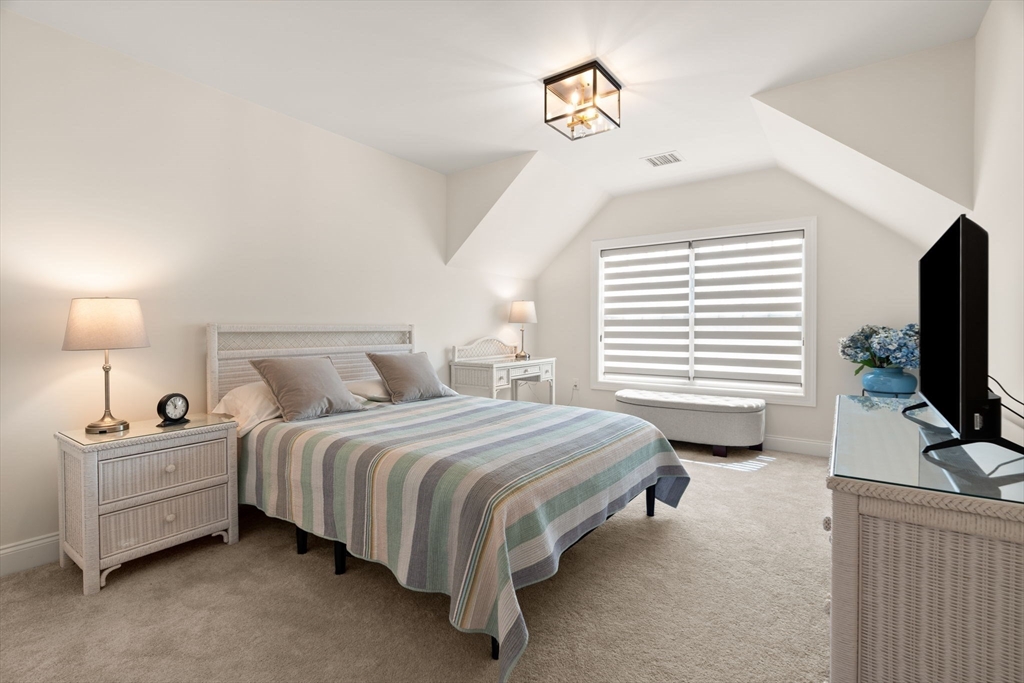 36 Ingalls Village Way