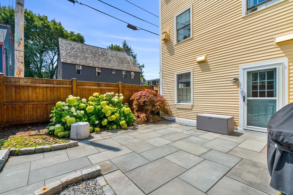 15 Beck Street # 1