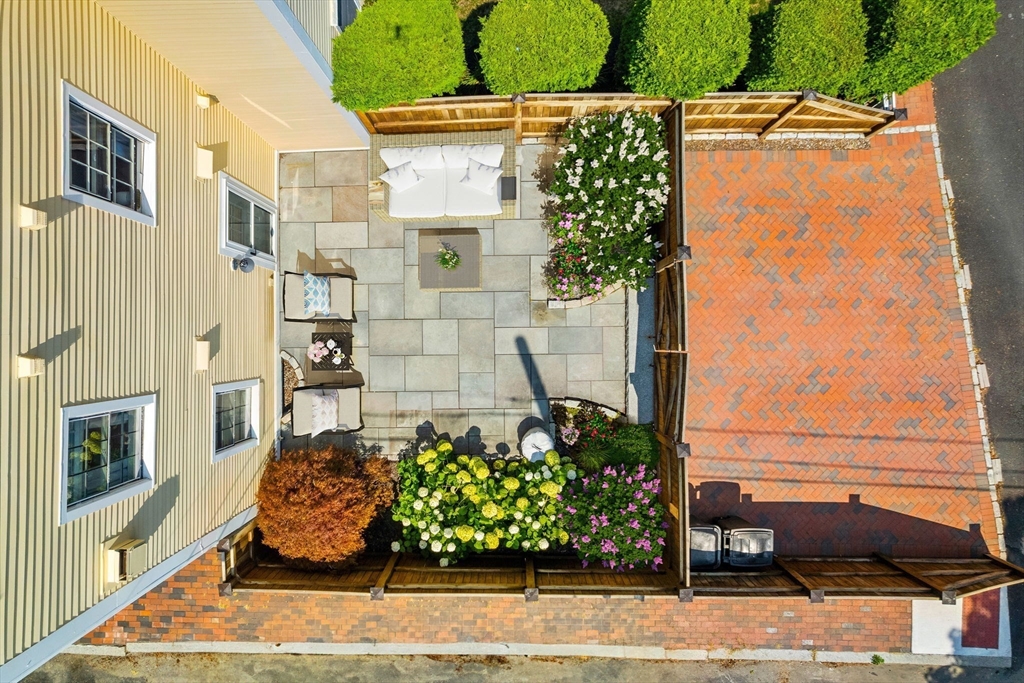 15 Beck Street # 1