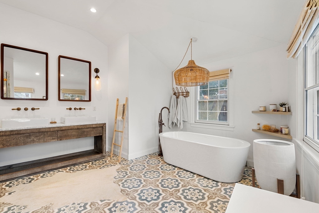 15 Beck Street # 1