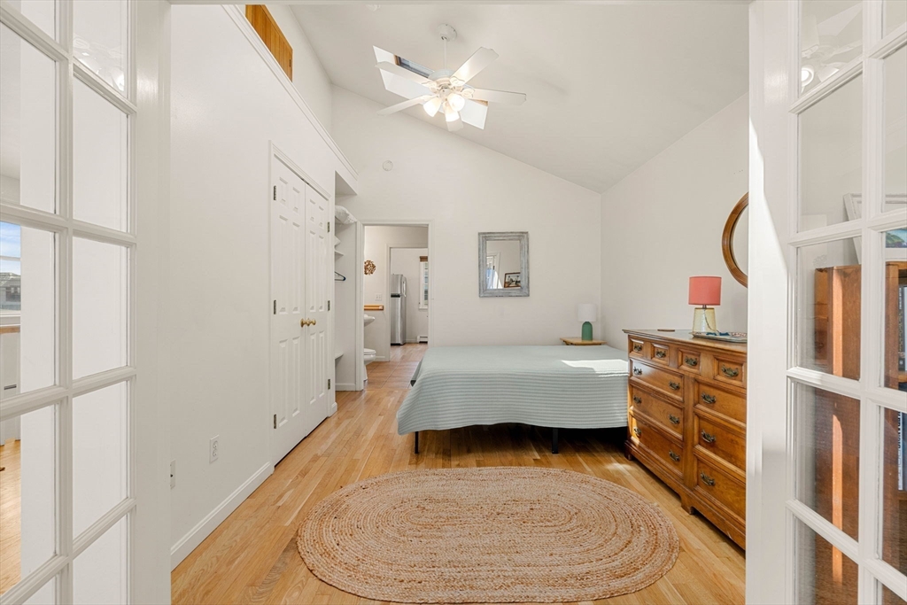 82 Northern Blvd