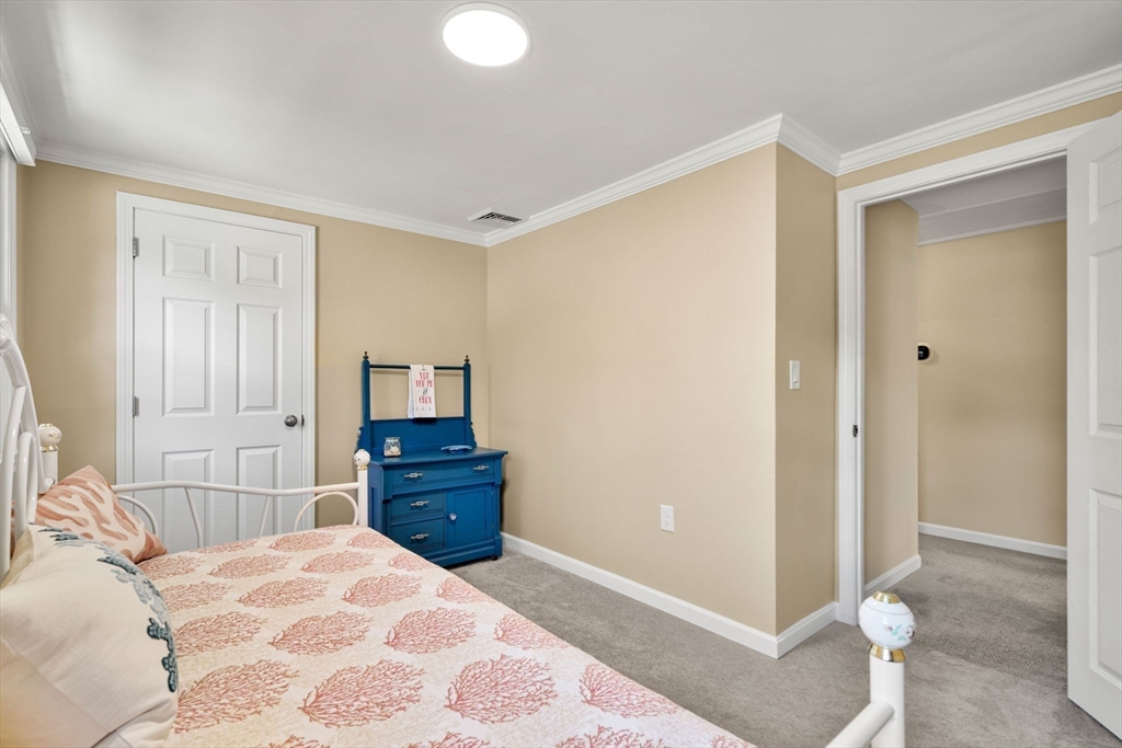 3 Riverview Drive