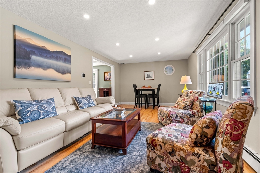 3 Riverview Drive