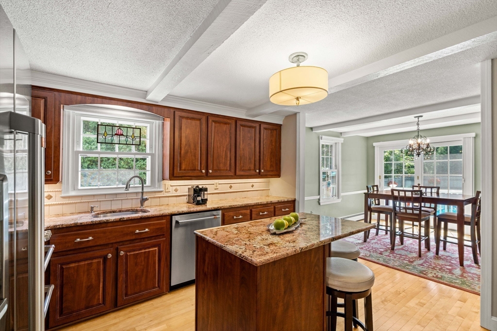 3 Riverview Drive