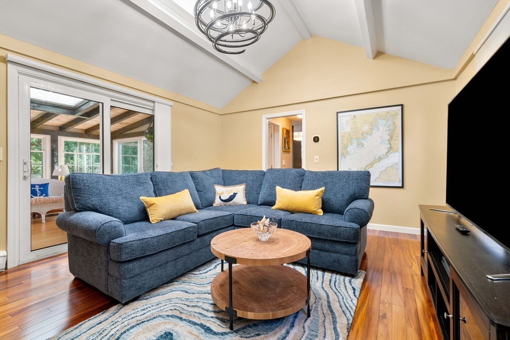3 Riverview Drive