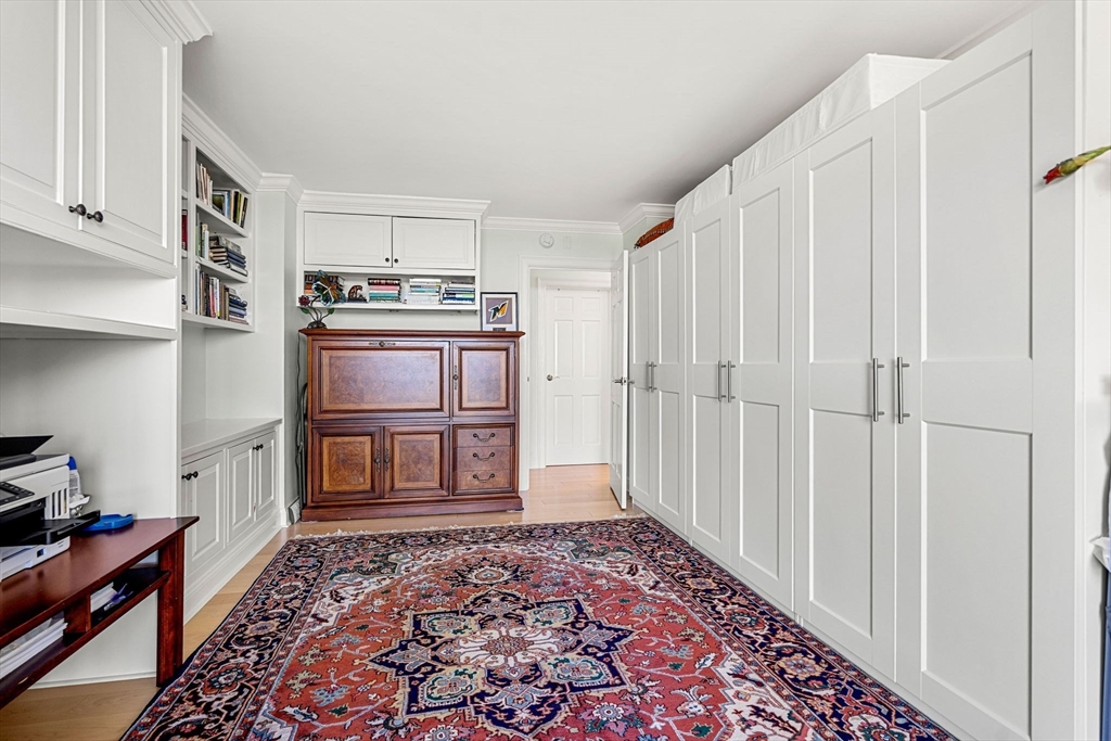 40 Village Rd # 1508
