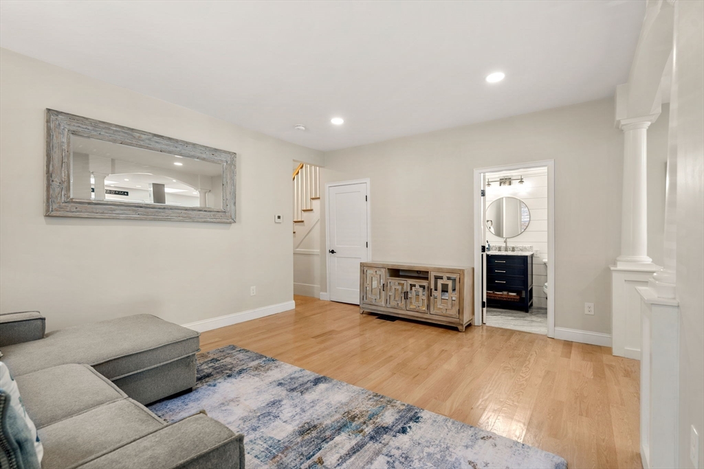 510 Merrimac St # 510