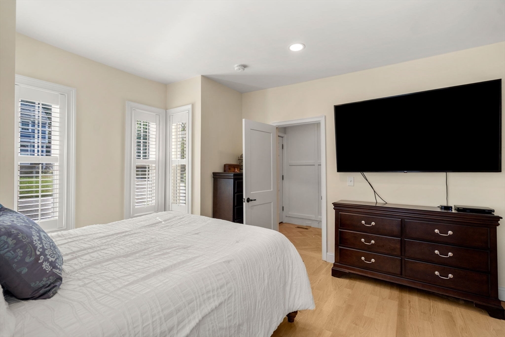 510 Merrimac St # 510