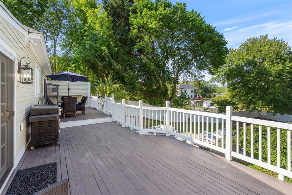 510 Merrimac St # 510