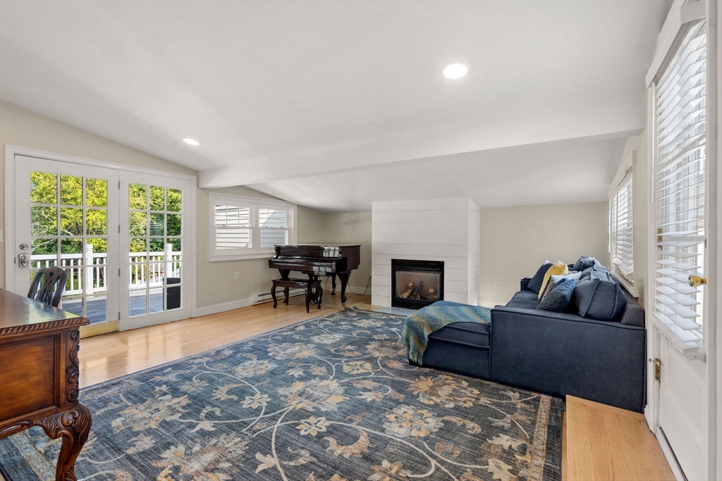 510 Merrimac St # 510