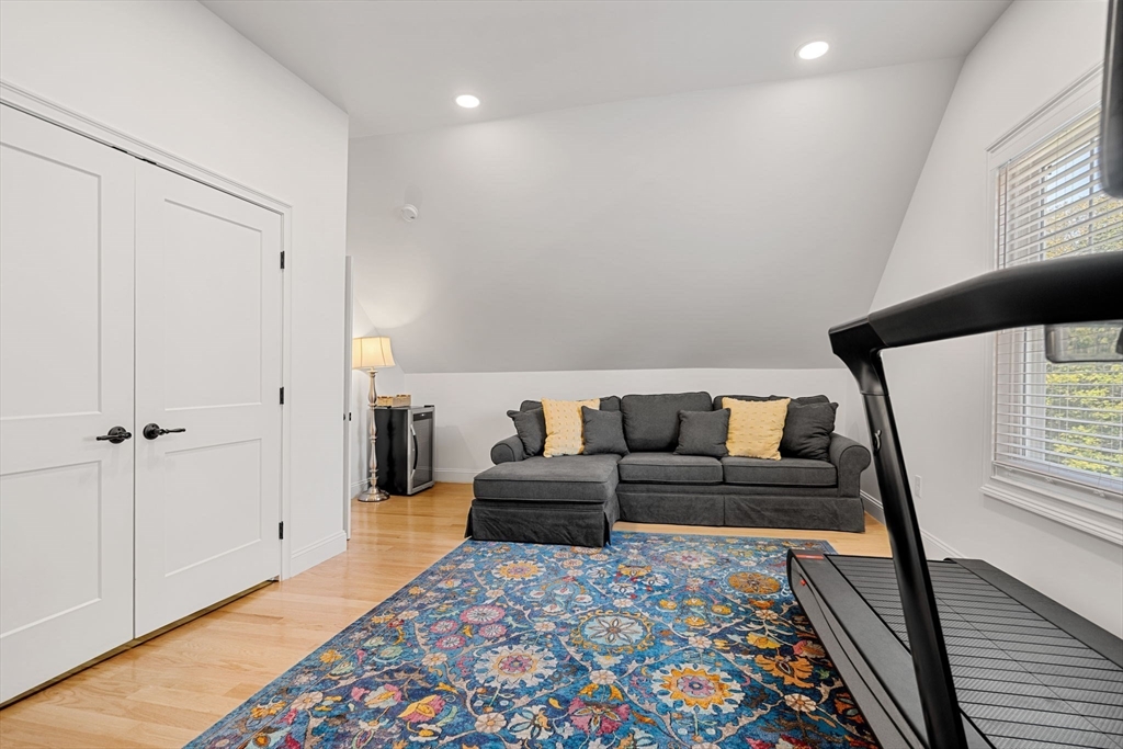 510 Merrimac St # 510