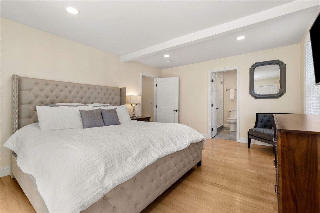 510 Merrimac St # 510