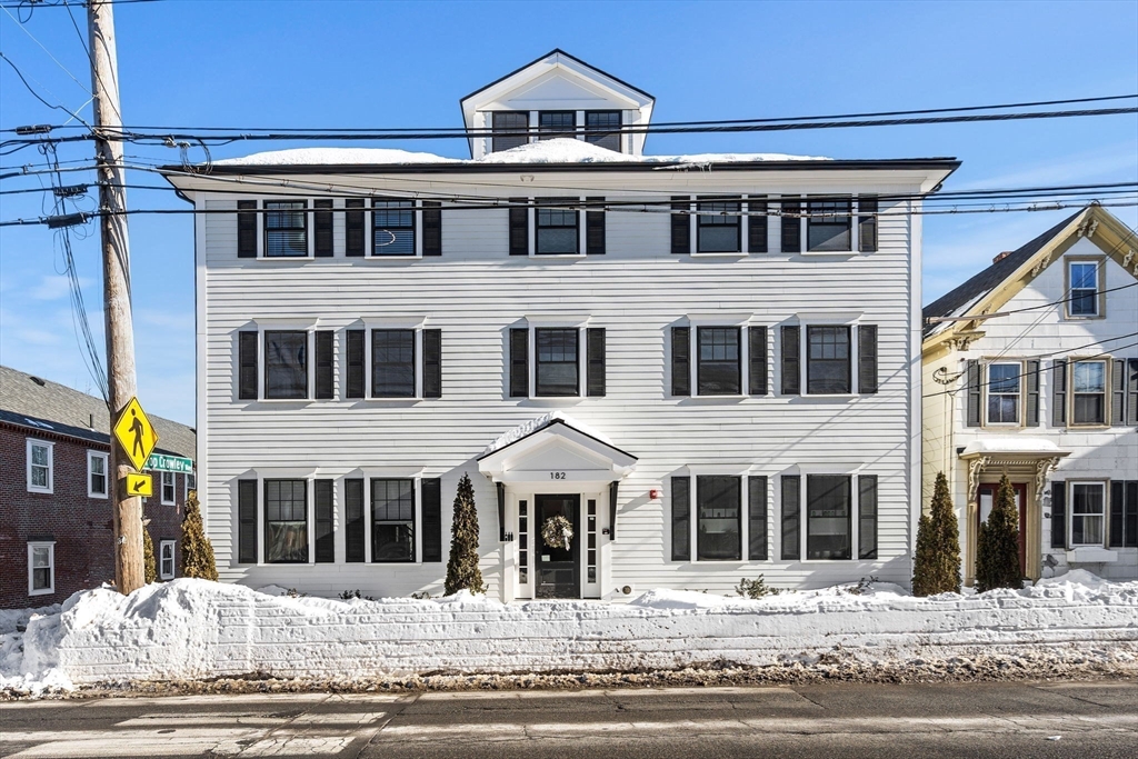 182 Merrimac St # 1