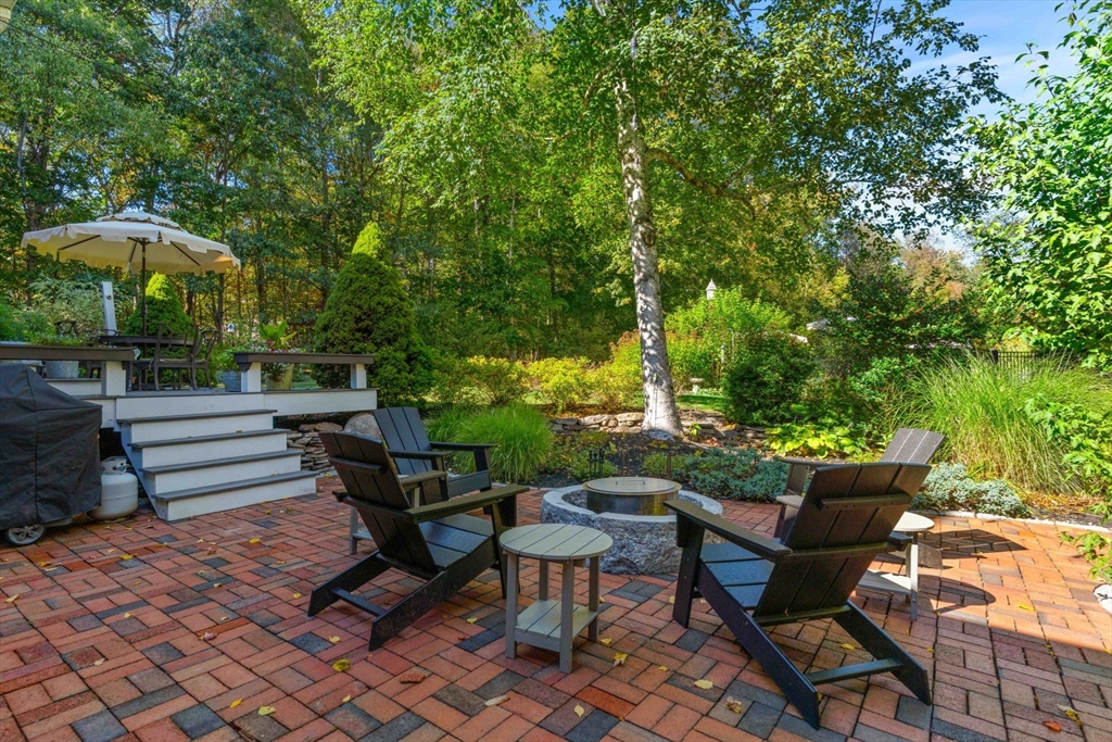 11 Archelaus Hill Rd