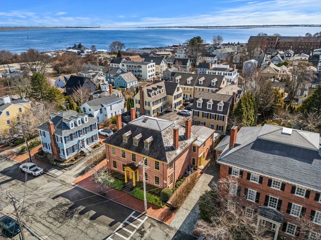 17 Federal St