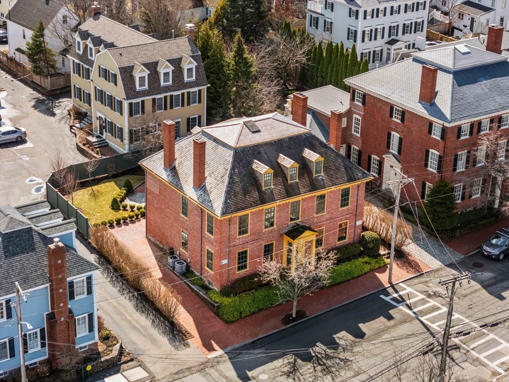 17 Federal St