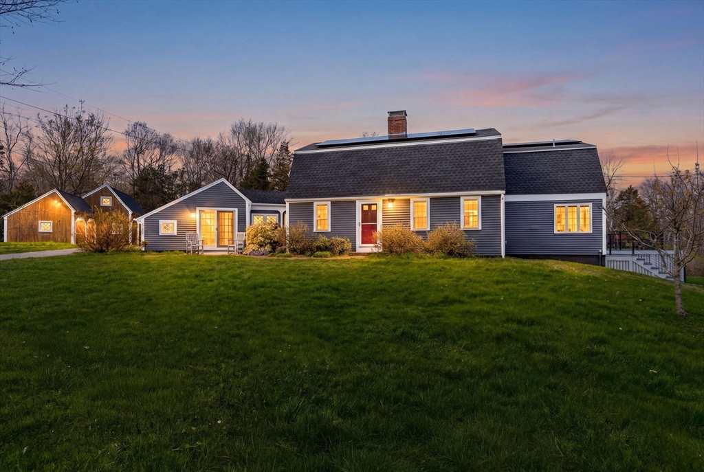 11 Bayview Ln