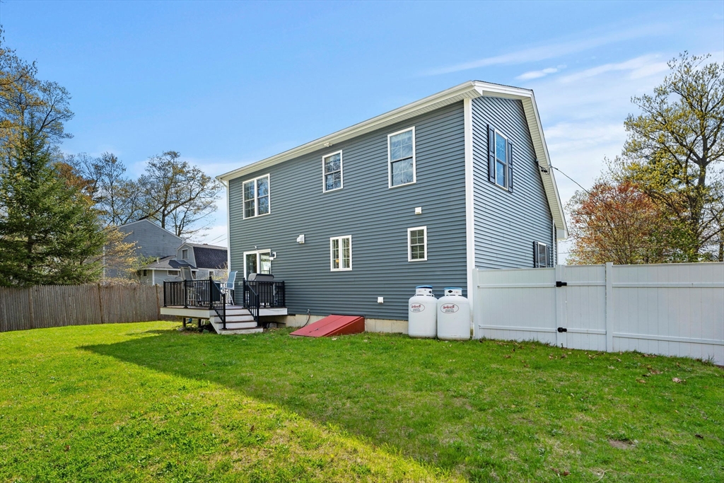 32 Dennison Ave