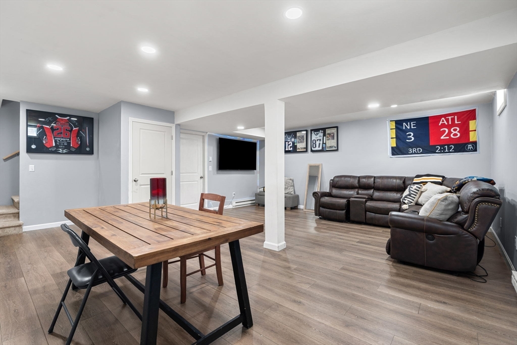 32 Dennison Ave