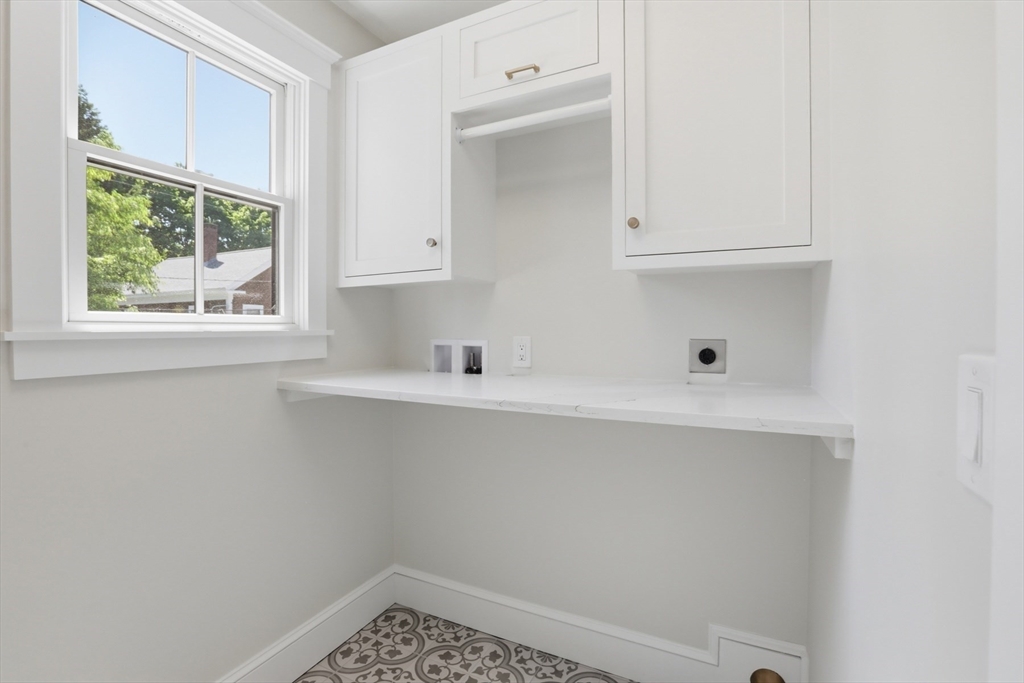 71 Purchase St