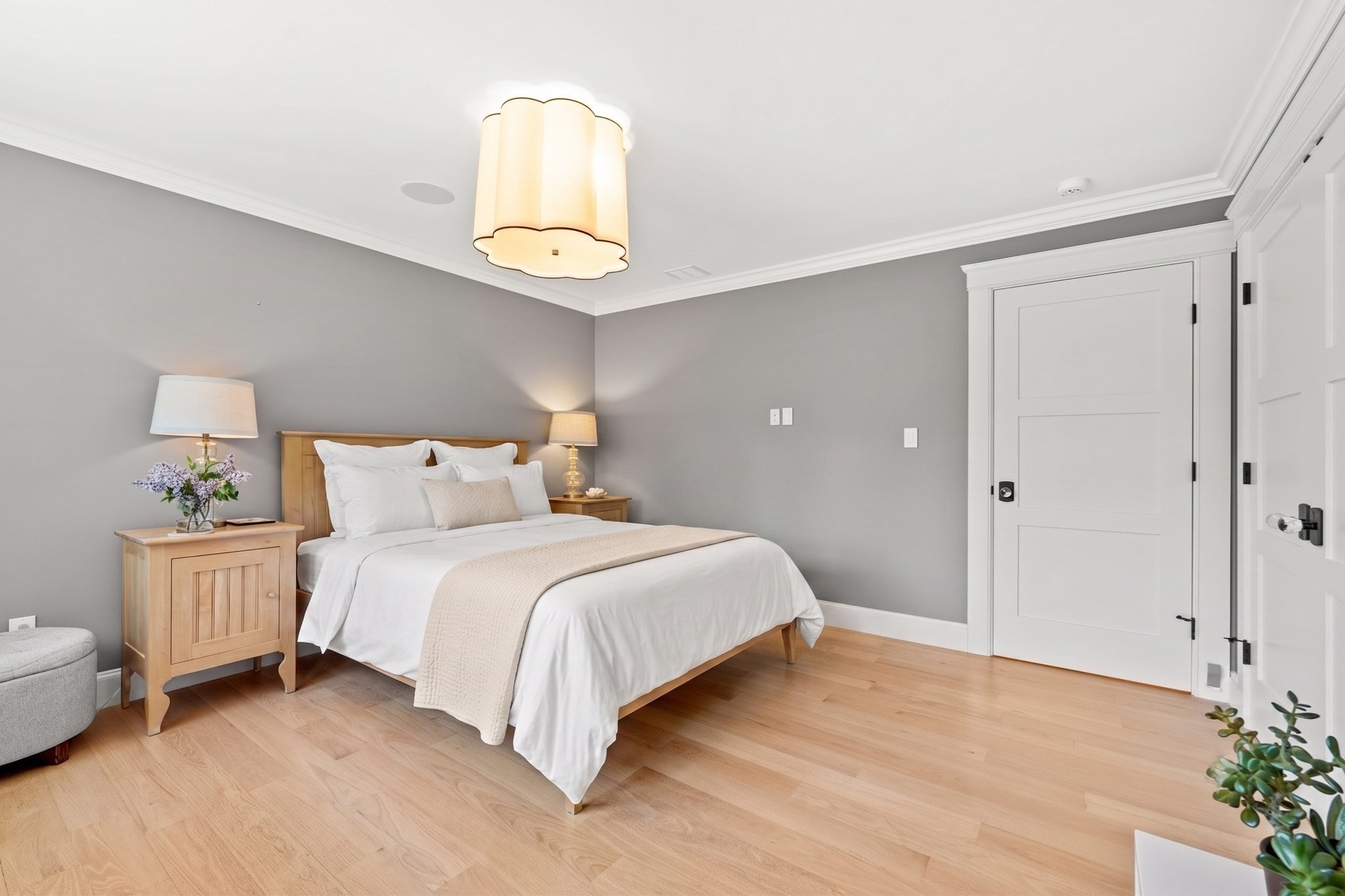 45 Whitehall Cir