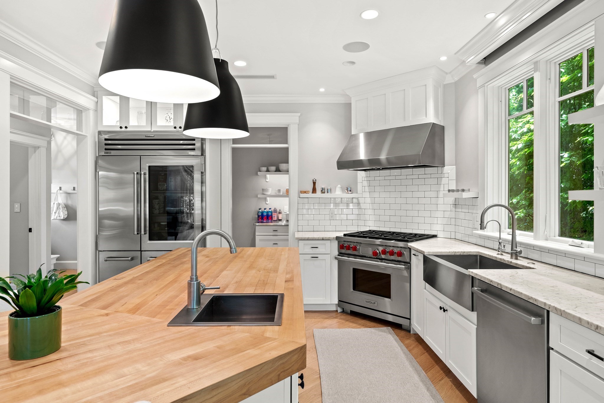45 Whitehall Cir