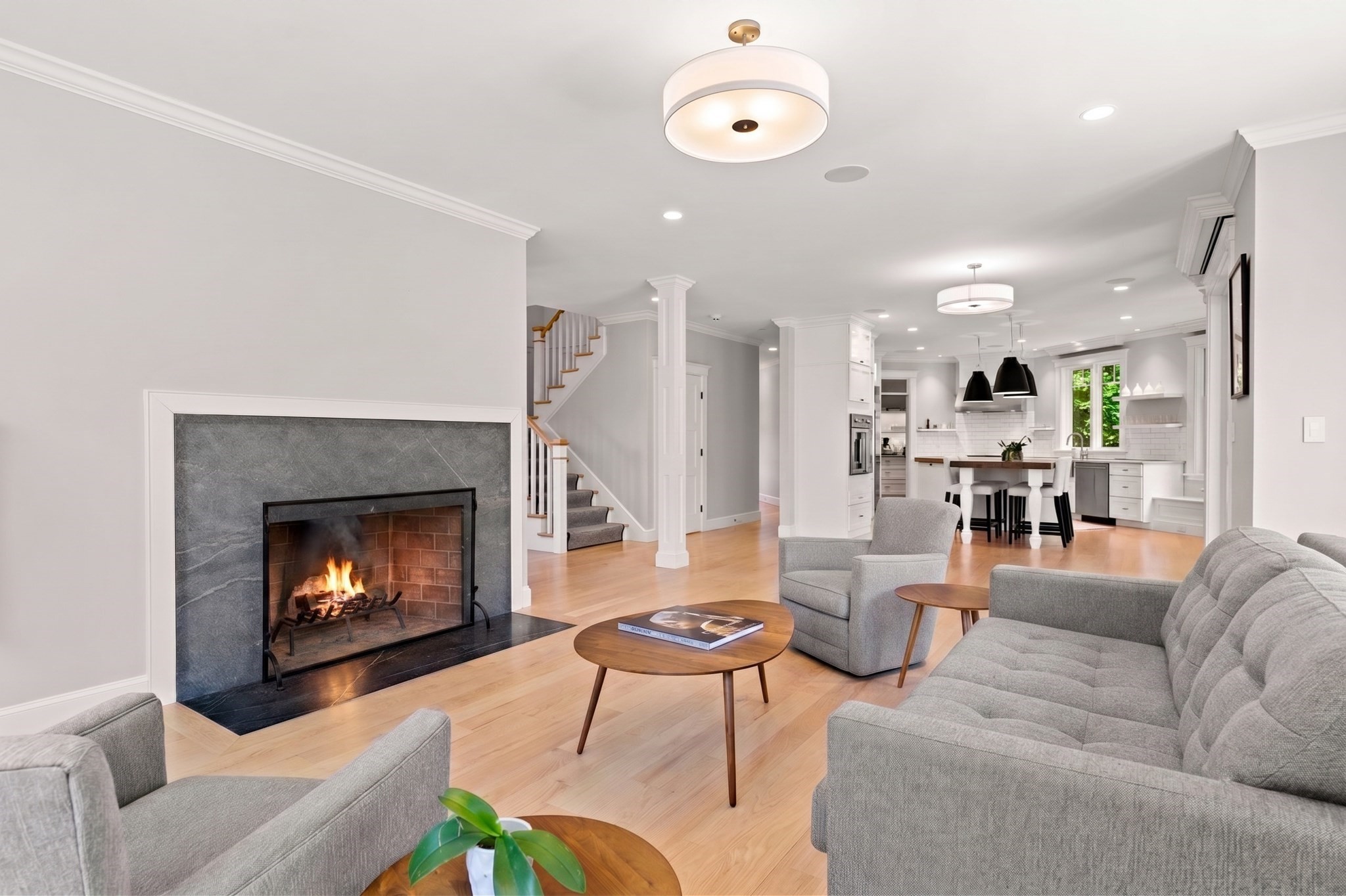 45 Whitehall Cir