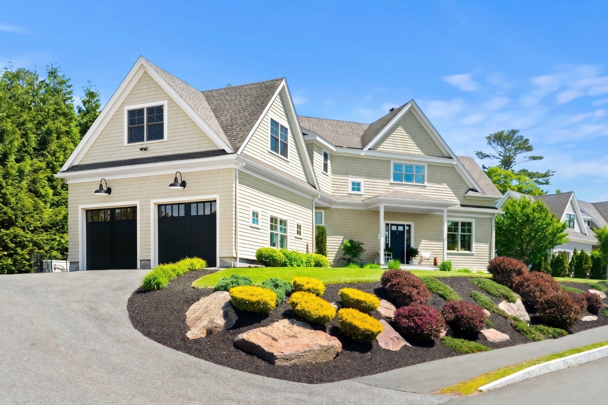 45 Whitehall Cir