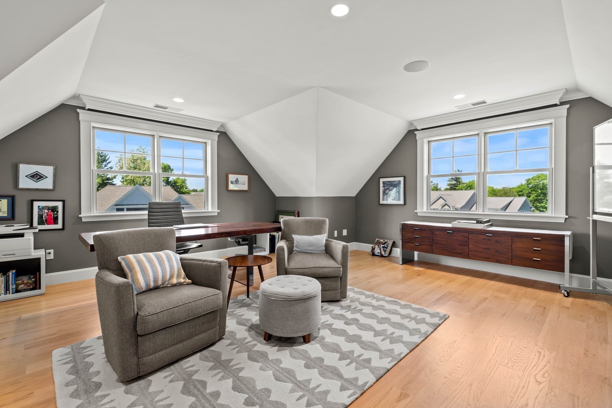 45 Whitehall Cir