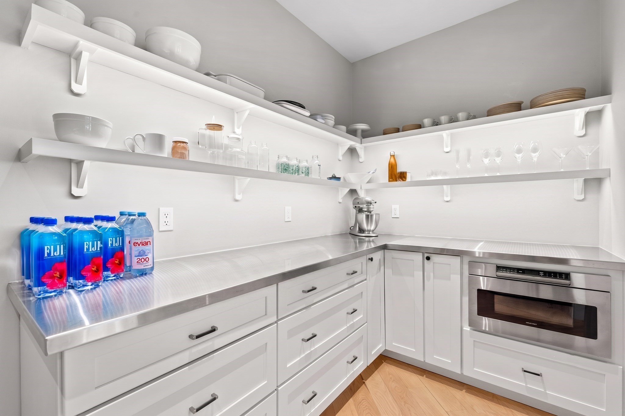45 Whitehall Cir