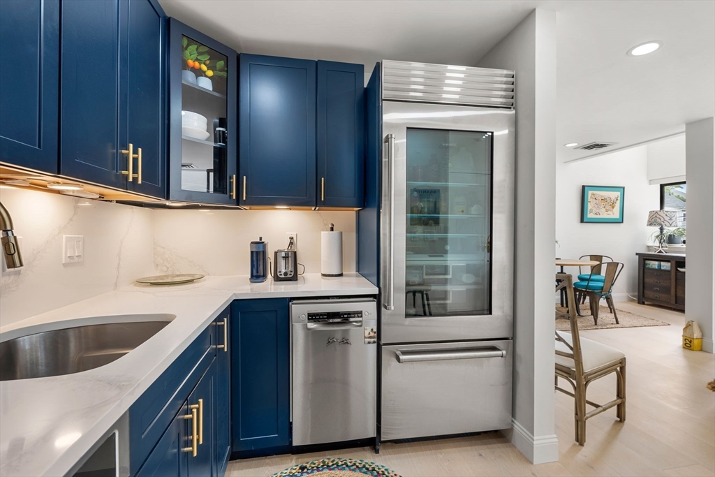 58 Merrimac St # 5 Unit: 2-5