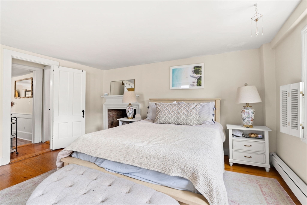16 Warren St # 16
