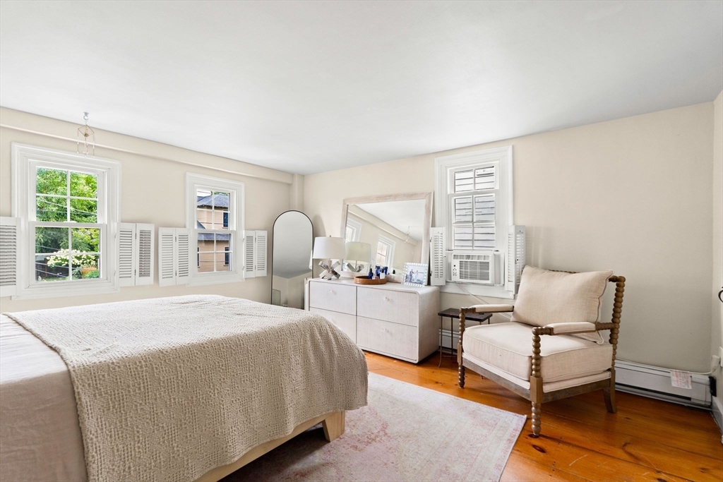16 Warren St # 16